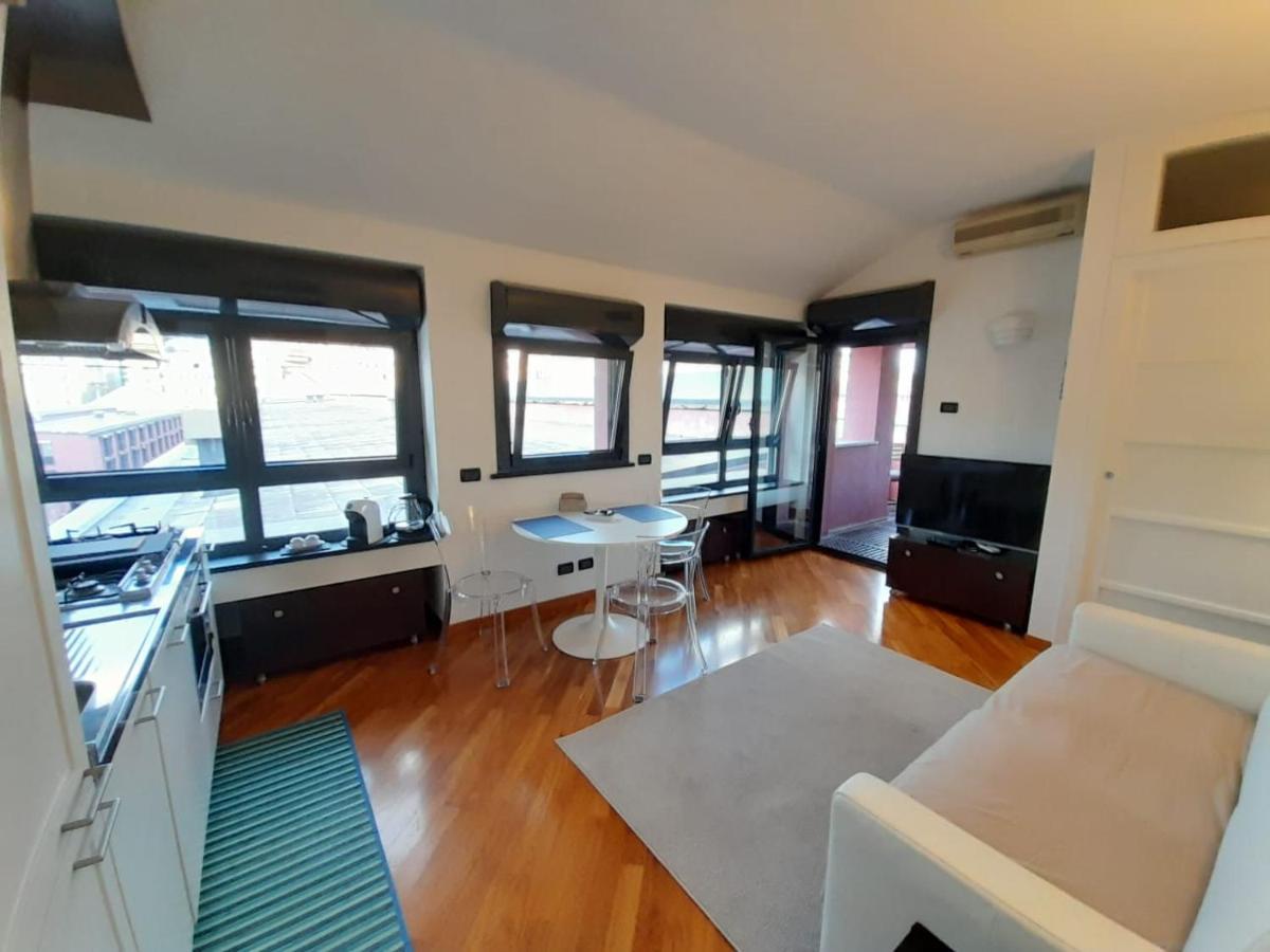Apartamento Bilocale Vista Mare Con Terrazzo-Porto Antico- Parcheggio Scontato Génova Exterior foto