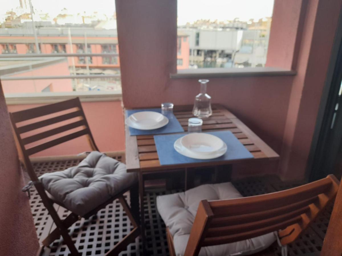 Apartamento Bilocale Vista Mare Con Terrazzo-Porto Antico- Parcheggio Scontato Génova Exterior foto
