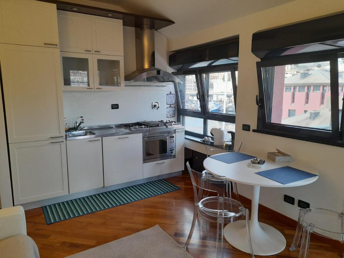 Apartamento Bilocale Vista Mare Con Terrazzo-Porto Antico- Parcheggio Scontato Génova Exterior foto