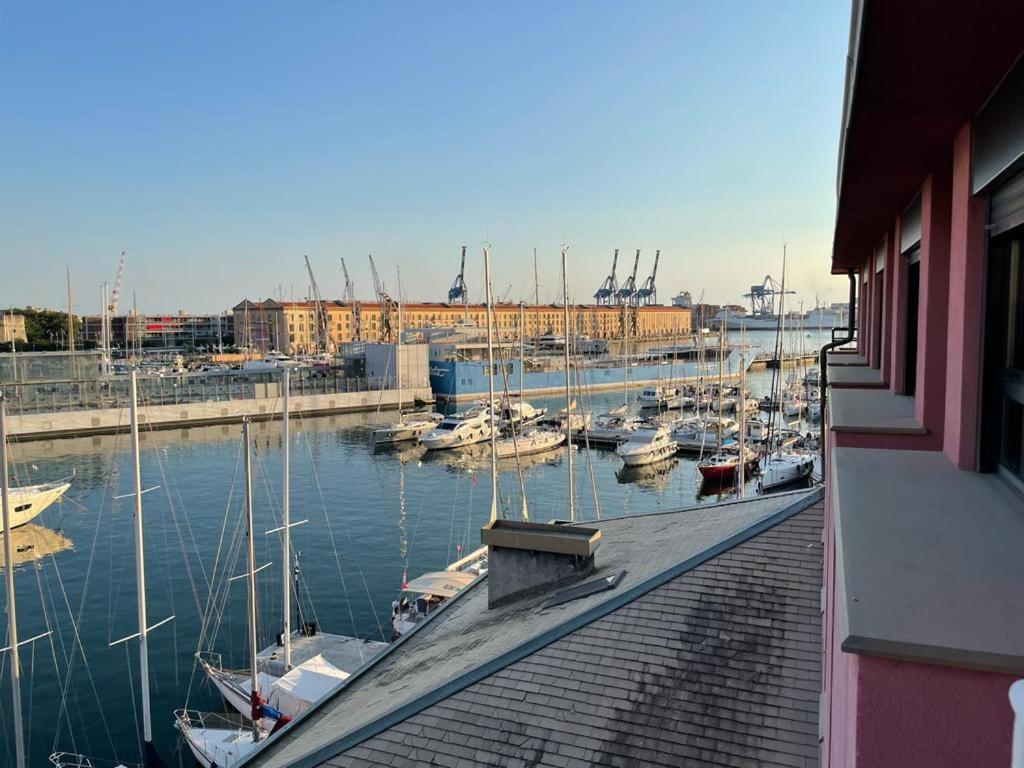 Apartamento Bilocale Vista Mare Con Terrazzo-Porto Antico- Parcheggio Scontato Génova Exterior foto