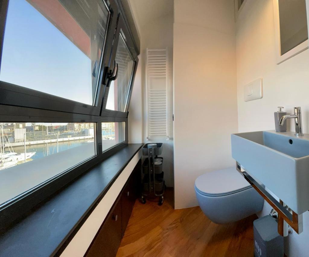 Apartamento Bilocale Vista Mare Con Terrazzo-Porto Antico- Parcheggio Scontato Génova Exterior foto